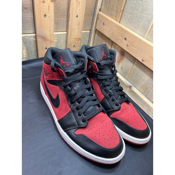 Nike Air Jordan 1 Mid Reverse Banned Gym Red/Black/White 554724-610 Mens Size 13 - Picture 2 of 9